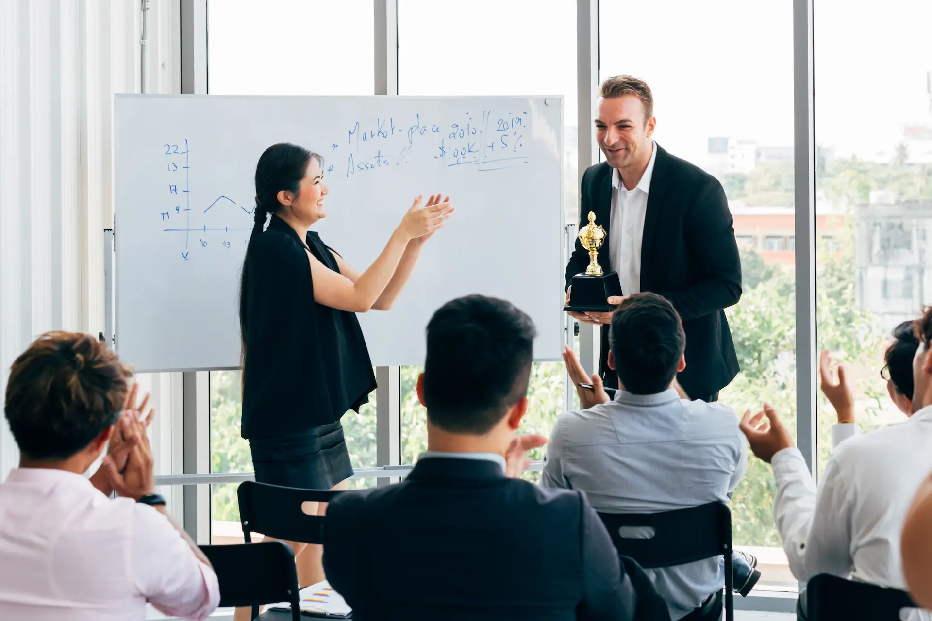 IT staffing services in India for startups - team meeting with tech professionals